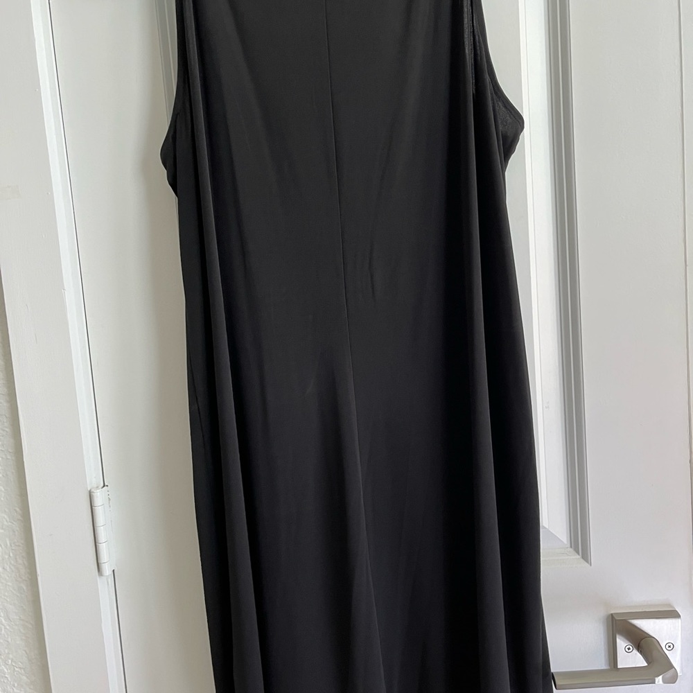 Donna Ricco, LBD - Picture 4 of 5